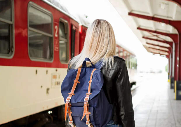 Минздрав сделал заявление о проводнице, которую сбросили с поезда Челябинск-Питер