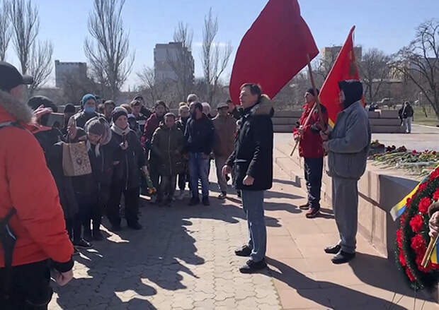 Херсон очередь людей. Жители херсонской. Жители россии. Херсон жители. Воссоединение херсона с россией.