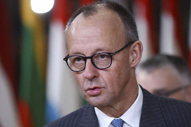 Мерц: планы Франции всегда звучат грандиознее их реализации