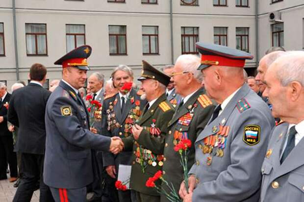 17 апреля отмечается День ветеранов органов внутренних дел и внутренних войск