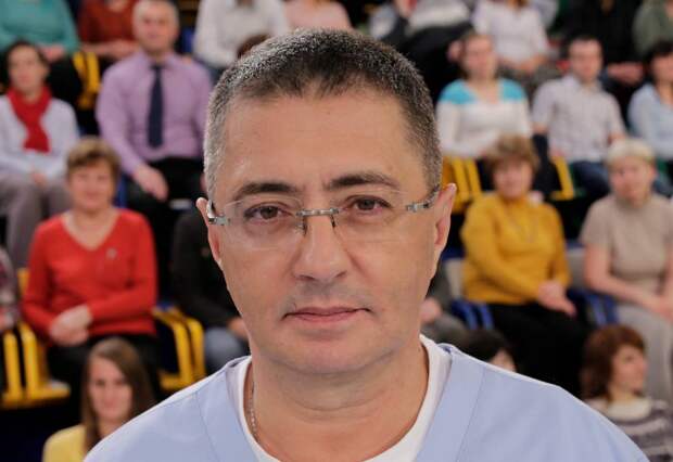 Мясников назвал единственное условие, когда можно принимать БАДы