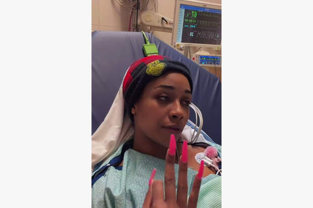 Популярную блогершу госпитализировали после трех сердечных приступов