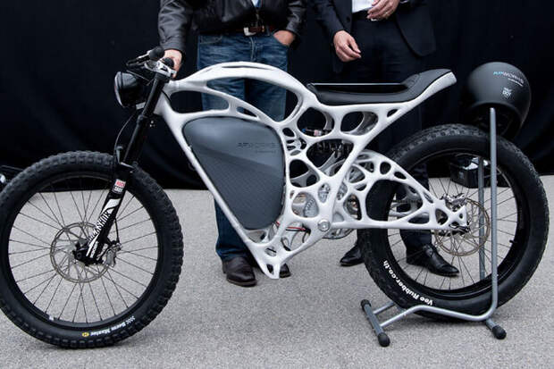 Машина из пыли: как выглядит мотоцикл, напечатанный из алюминиевой пудры