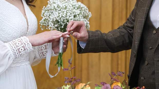 В России предложили создать брачное агентство для участников СВО