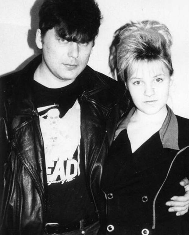 Юрию Хою 54. Жизнь певца от «Бомжа» до Жириновского