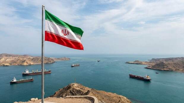 «У Ирана стратегическое преимущество»: западные СМИ — о ситуации в Ормузском проливе