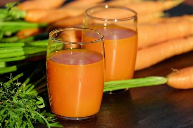 Морковный сок богат каротиноидами (Фото: Pixabay.com)