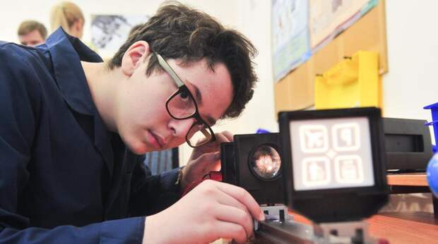 Инженерные классы открыты в 207 школах Москвы - Собянин