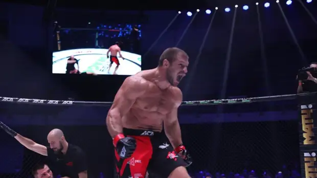 Штырков нокаутировал Астахова на турнире ACA 131 в Москве