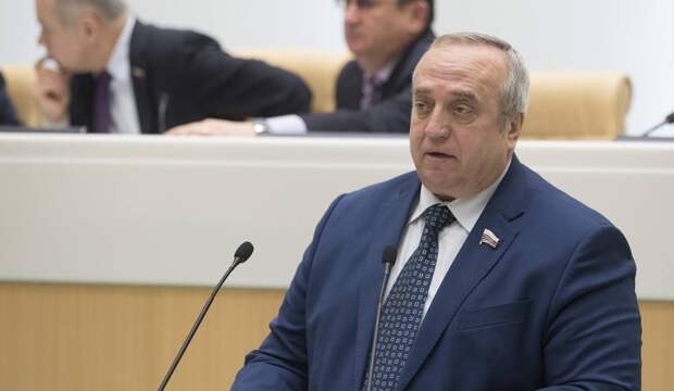 Клинцевич предупредил об угрозе гражданской войны в Киргизии Клинцевич предупредил об угрозе гражданской войны в Киргизии