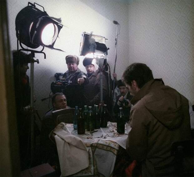 Алексей Баталов в роли Гоши на съемках фильма «Москва слезам не верит».