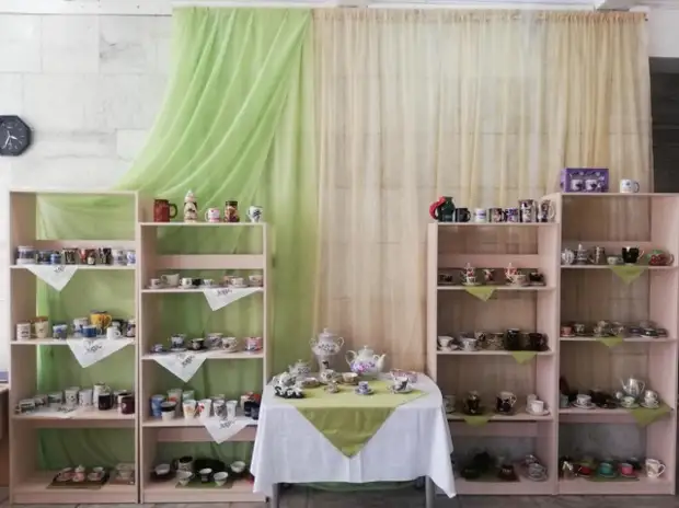 Выставка чашек проходит в Бобруйске.