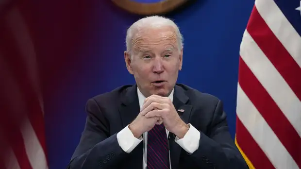 Байден назвал глупым вопрос журналистки о его взаимоотношениях с Путиным