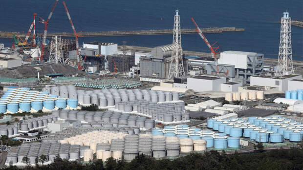 Грунт с "Фукусимы-1" привезли на территорию канцелярии премьера Японии