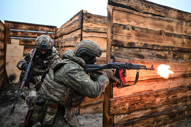 Армия РФ начала полуокружение Сум: «Белорусский фронт» и «тяжелые решения» России