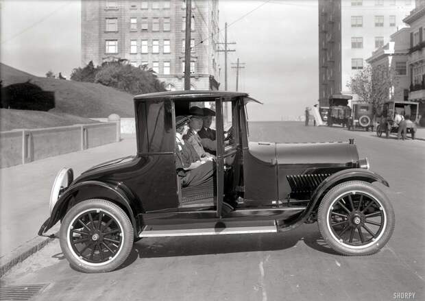 Автомобилисты в начале прошлого века 
