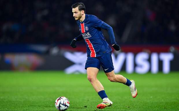 Отец Кварацхелии ответил на вопрос о возможном уходе Хвичи из «ПСЖ»