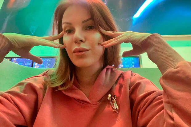 Певица Наталья Штурм стала тратить по 20 тыс. рублей на продукты вместо 2,5 тыс.