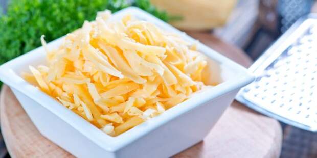 Чебуреки с сыром: простой рецепт начинки