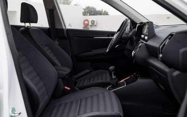 Дешевле 2 млн рублей: в РФ появился новый корейский кроссовер