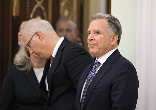 Axios узнал о переговорах РФ и США по продлению ДСНВ.