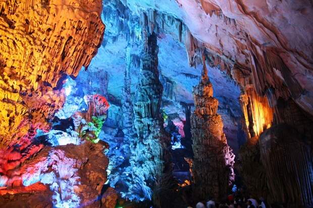 Colorful Caves Photographs Of China_021