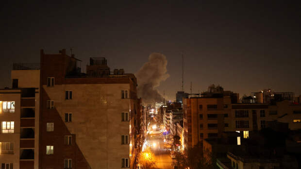 ОАЭ закрыли посольство в Тегеране и отозвали руководителя дипмиссии