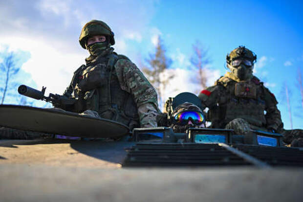 Минобороны: группировки российских войск улучшили позиции в зоне СВО