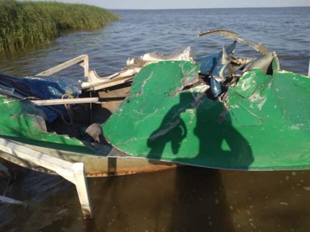 При столкновении катеров в Азовском море один человек погиб, ещё одного ударило винтом