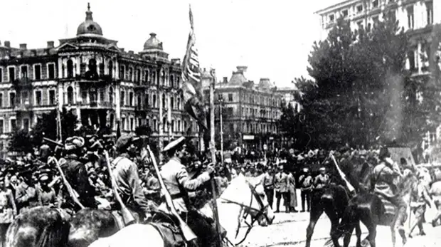 «Его победа привела бы к разрыву с Россией»: как провалился политический проект Симона Петлюры