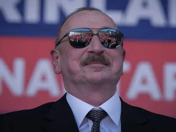 Дипломатия закончилась? Отказ Алиева ехать к Путину запустил в РФ жёсткий сценарий в отношении диаспор — СМИ