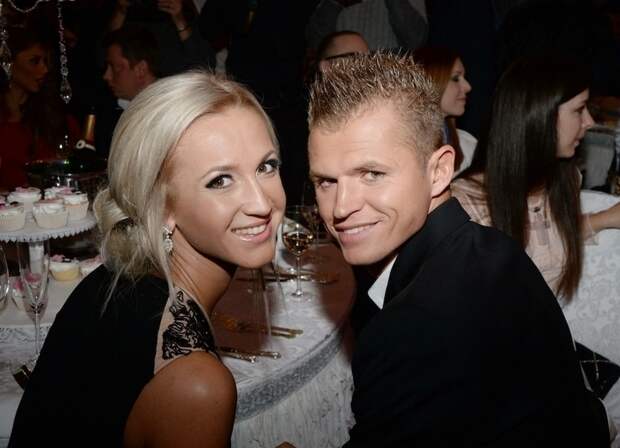 Тарасов ответил на шокирующие откровения Бузовой: «Я держал ее на чердаке»