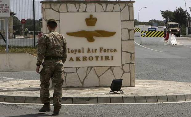 Не надо нам гадить! Англичанка, на выход!