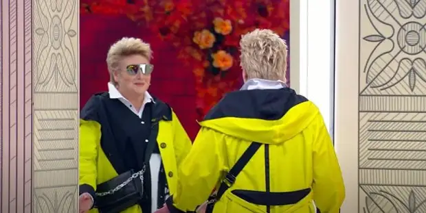 Женщину из Саранска сильно изменили на "Модном приговоре" подобрав 3 образа на пышную фигуру