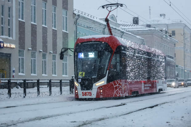 В Пермь отправили новую партию трамваев «Львенок» из Санкт-Петербурга