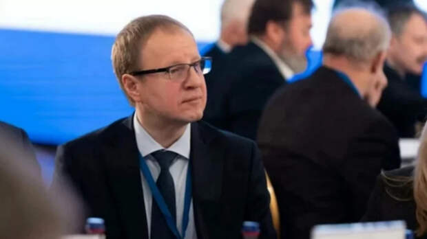 Губернатор Томенко представит депутатам отчет о работе правительства