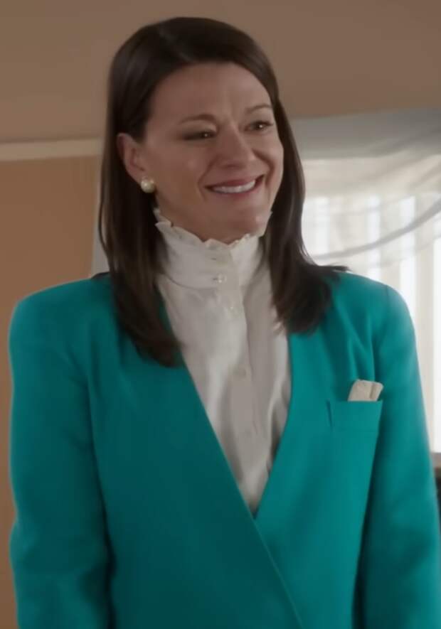 Maribeth Monroe as Mindy St. Claire on The Good Place.