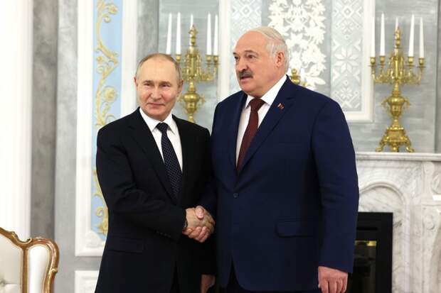 «Перепутал формат»: в Китае восхитились необычным поведением Путина на встрече с Лукашенко