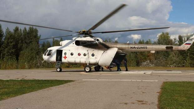 Беременную женщину вертолетом доставили в перинатальный центр "Дар"