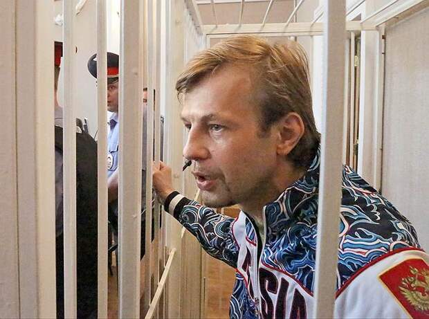 Падок до взяток, как Падок до взяток, как