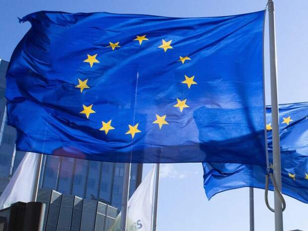 Politico: Евросоюз заморозил €68 млрд российских активов