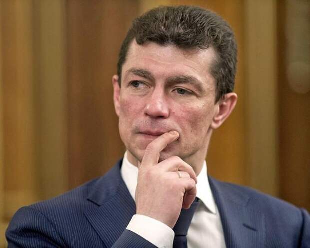 ГЛАВА МИНТРУДА ЗАЯВИЛ О БЕСПРЕЦЕДЕНТНОМ РОСТЕ ЗАРПЛАТ РОССИЯН В ПРОШЛОМ ГОДУ