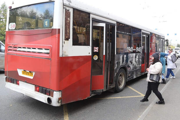 В челябинском автобусе получил травму 9-летний ребенок: возбуждено уголовное дело