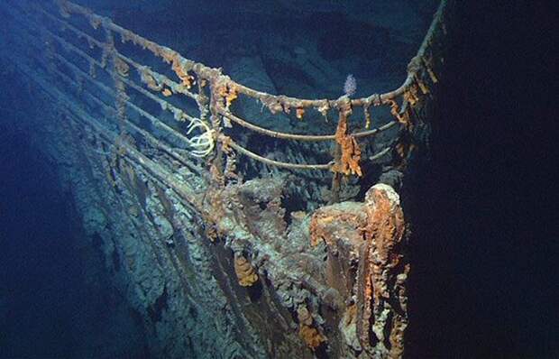 Был скрыт под водой корабль «Титаник».
