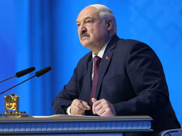 Лукашенко взял на себя ответственность за размещение ядерного оружия в Белоруссии