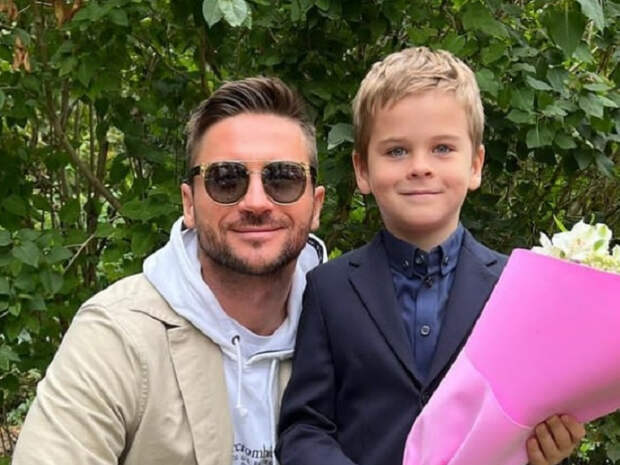 Победил Таноса и получил торт от Капитана Америки: сын Сергея Лазарева отметил день рождения