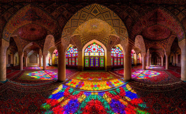 Гипнотическая красота иранских мечетей