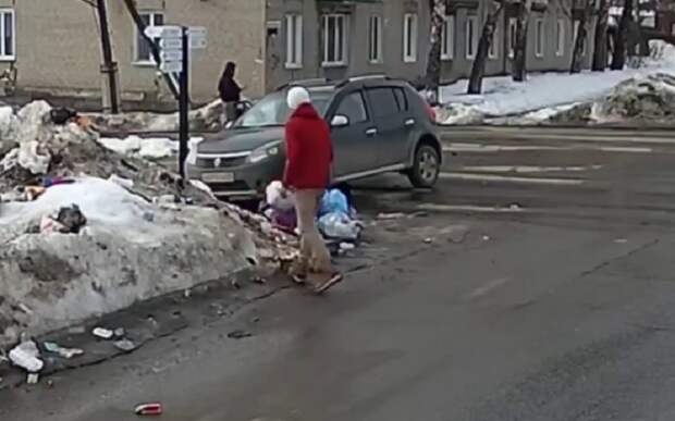 Администрация Касимовского округа показала, как возникают стихийные свалки