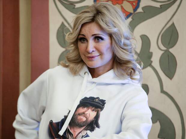 Цыганова заявила, что Собчак «купила должность» для мужа