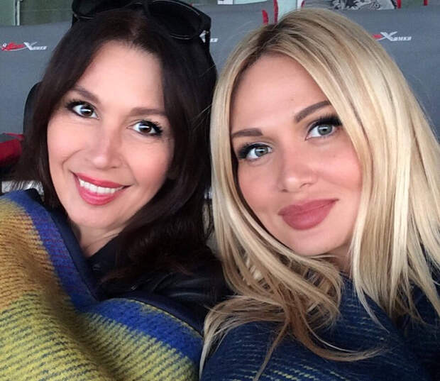 57-летняя мать Виктории Лопыревой выглядит ровесницей дочери